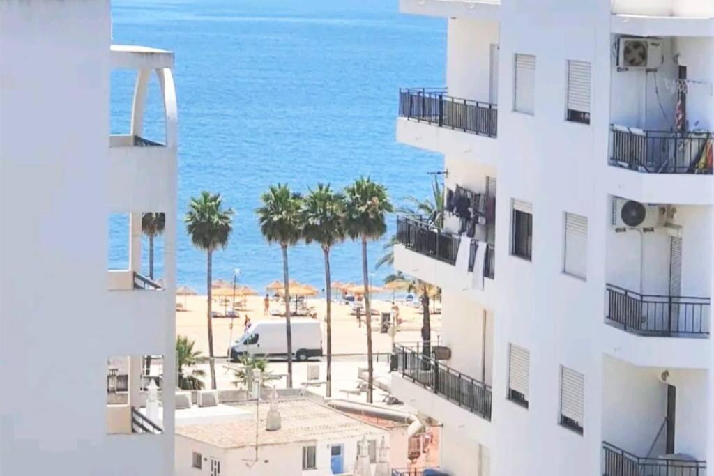 Quarteira Beach Vacation: 2Br Steps To The Sand Extérieur photo