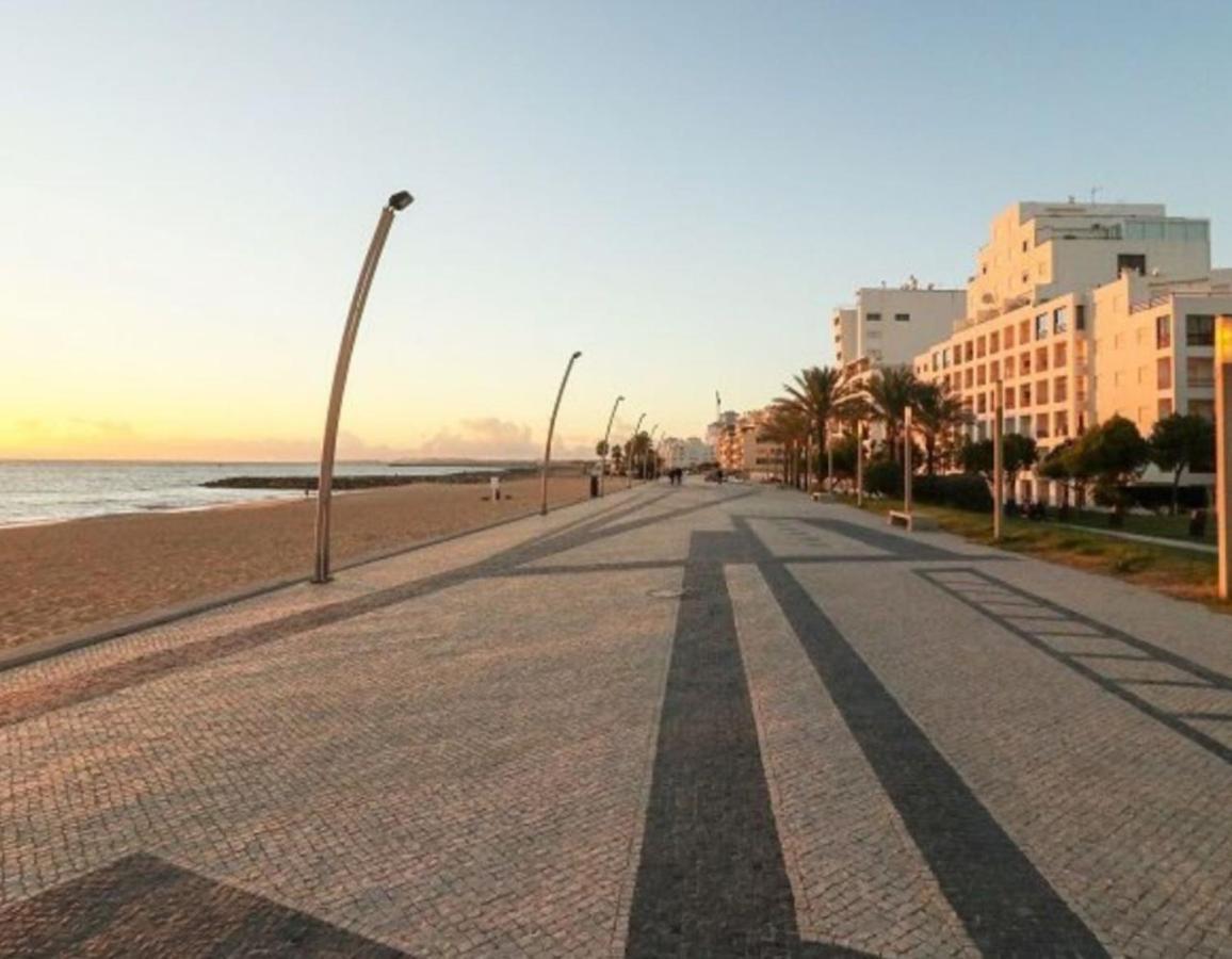 Quarteira Beach Vacation: 2Br Steps To The Sand Extérieur photo